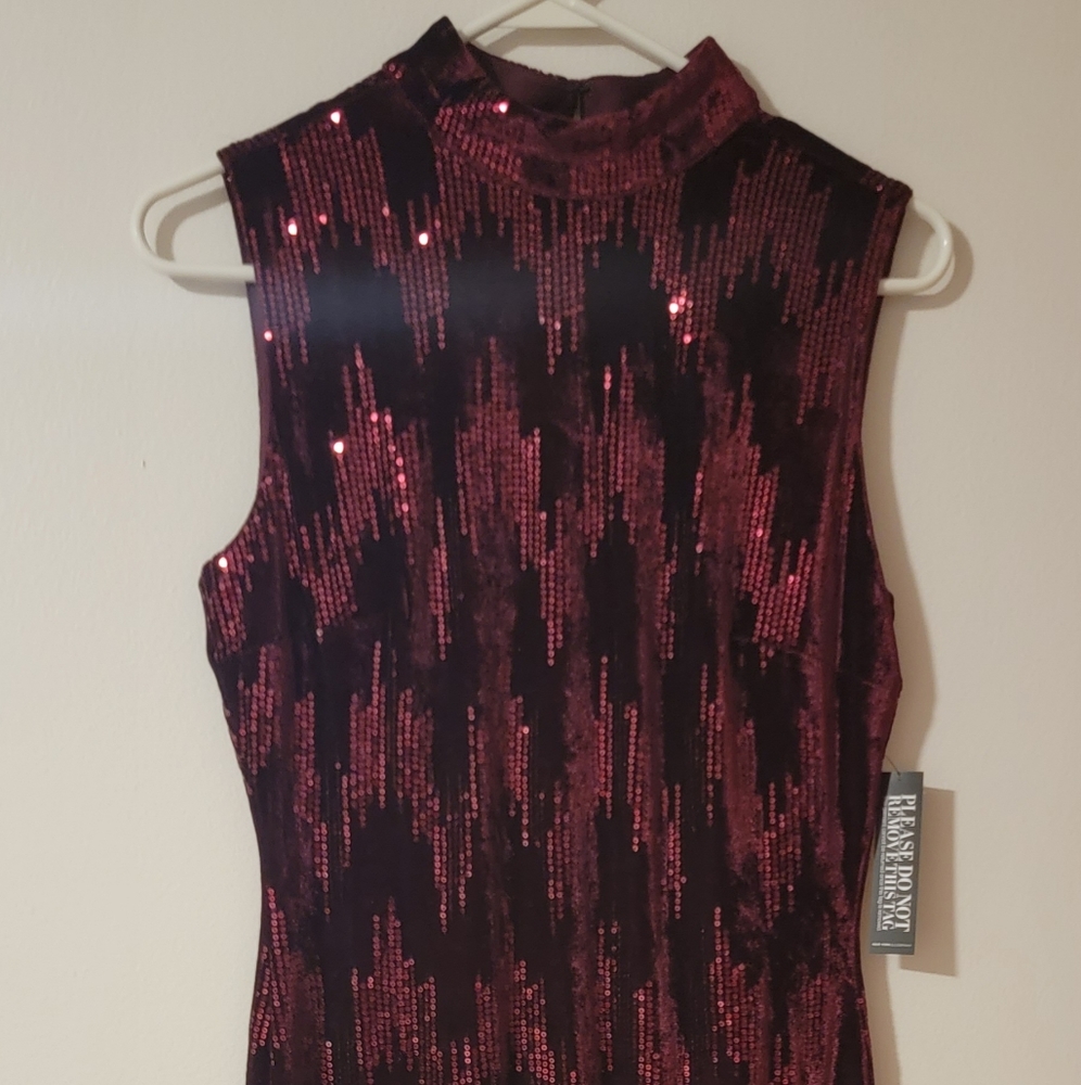 NY&Company Burgundy Velvet Sequined Shift Dress!